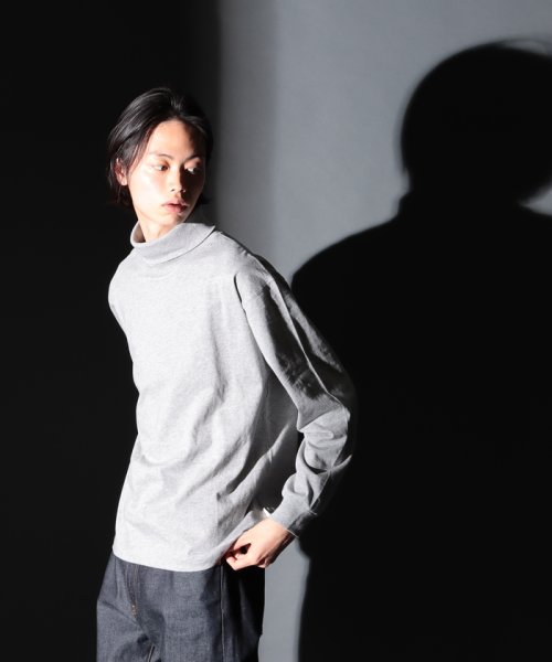 nano・universe(ナノ・ユニバース)/sportswear/タートルネックロンT 長袖/img01