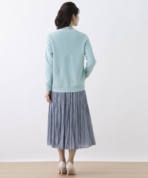 Vネックニットカーディガン 