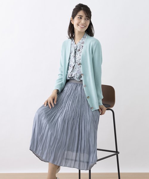 Vネックニットカーディガン 