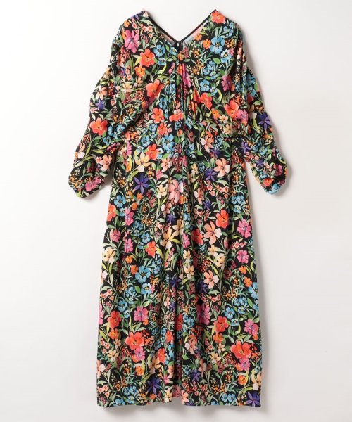 花柄ワンピース痛いコーデとは 40代 50代の大人可愛い上品ワンピ Mellow