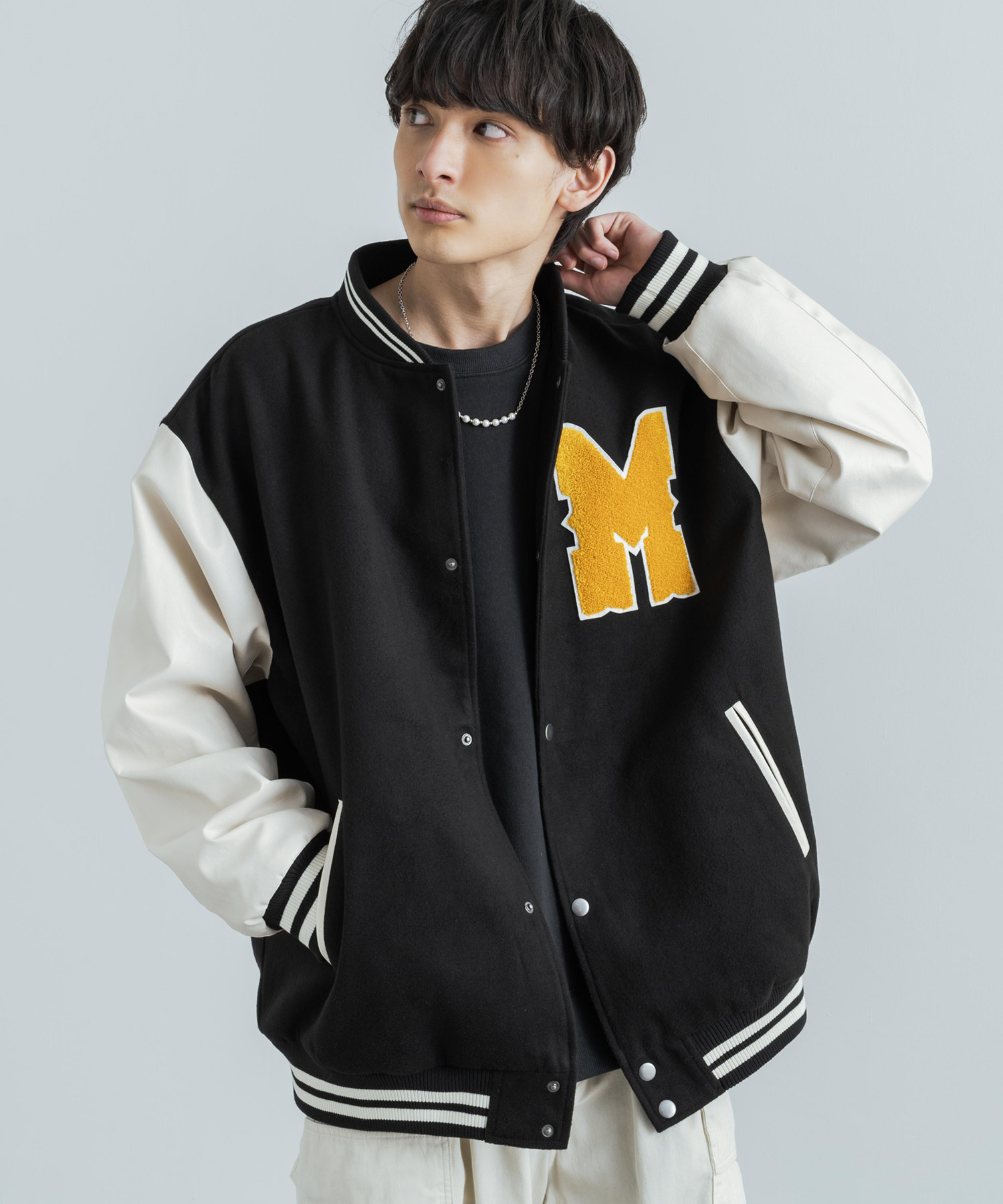 新品】レディース 勢いづい メンズ スタジャン ジャケット 新品】レディース 勢いづい メンズ スタジャン ジャケット