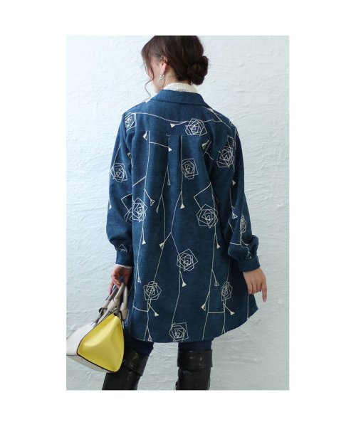 Sawa a la mode(サワアラモード)/幾何学な花刺繍のコーデュロイシャツ/img20