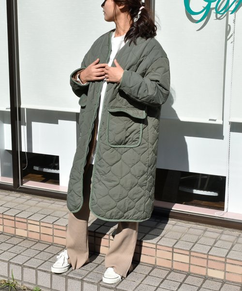 ARGO TOKYO(アルゴトウキョウ)/Corduroy piping quilting boa coat 21030　コーデユロイパイピングボアコート　ボアコート　コート　中ボアコート　ノーカラーコ/img09