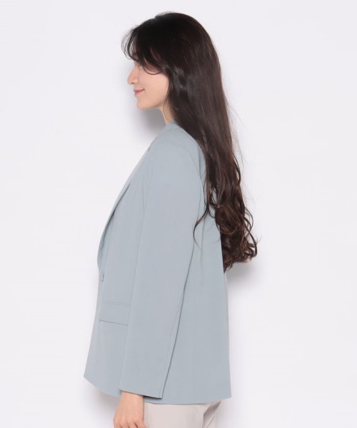 テーラードジャケット 