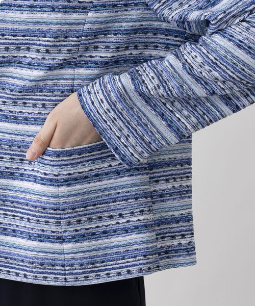 ノーカラージャケット 