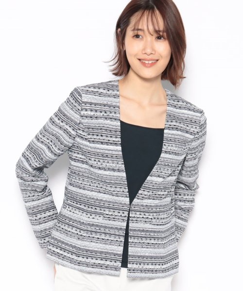 ノーカラージャケット 