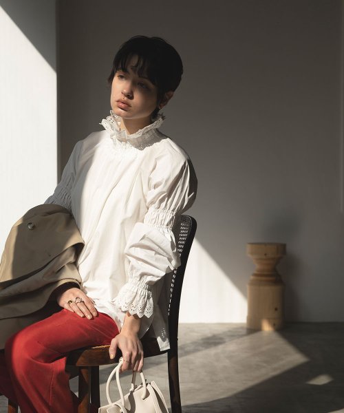 marjour(マージュール)/VINTAGE LIKE LACENECK BLOUSE/img13