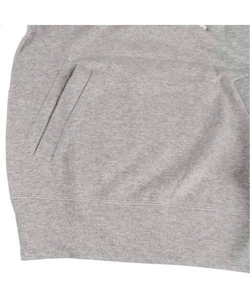 プレイ コムデギャルソン PLAY COMME des GARCONS パーカー スウェット プルオーバー メンズ RED HEART PLAY HOODED PLAY des COMME プレイ コムデギャルソン GARCONS RED HEART 並行輸入品とは 海外で正規販売 正規卸売 されている商品を買い付けて輸入し販売している海外正規品のことです サプライヤー保護のため 外装箱についているバーコードや商品タグの一部が一部切り取られている場合がございますが 正規品ですので安心してお買い求め下さい