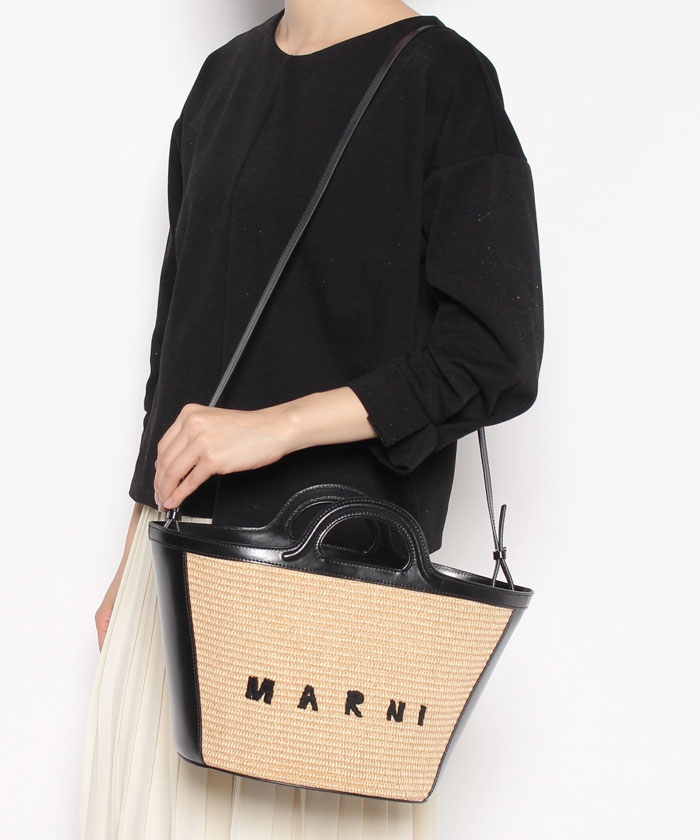 マルニ  MARNI  カゴバッグ