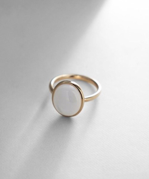 K10カラーストーン（白蝶貝）オーバルカボションリング 