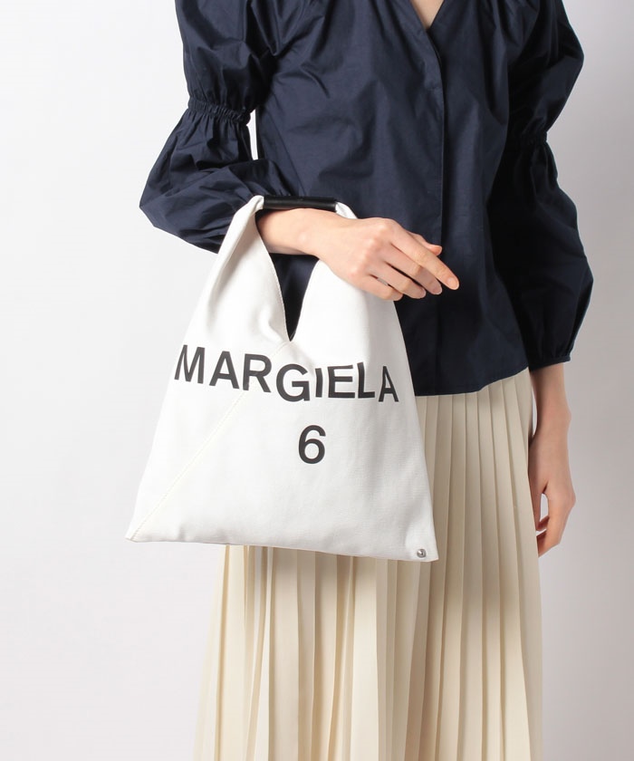 オンライン体験ツアー 【MM6 MAISON MARGIELA】エムエムシックス メゾンマルジェラ ハンドバッグ トートバッグ S54WD0043 P4537 Logo Print ハンドバッグ SUB【What's in my bag?】バッグの中身を紹介|新しい鞄の中身|マルジェラのカバンを購入