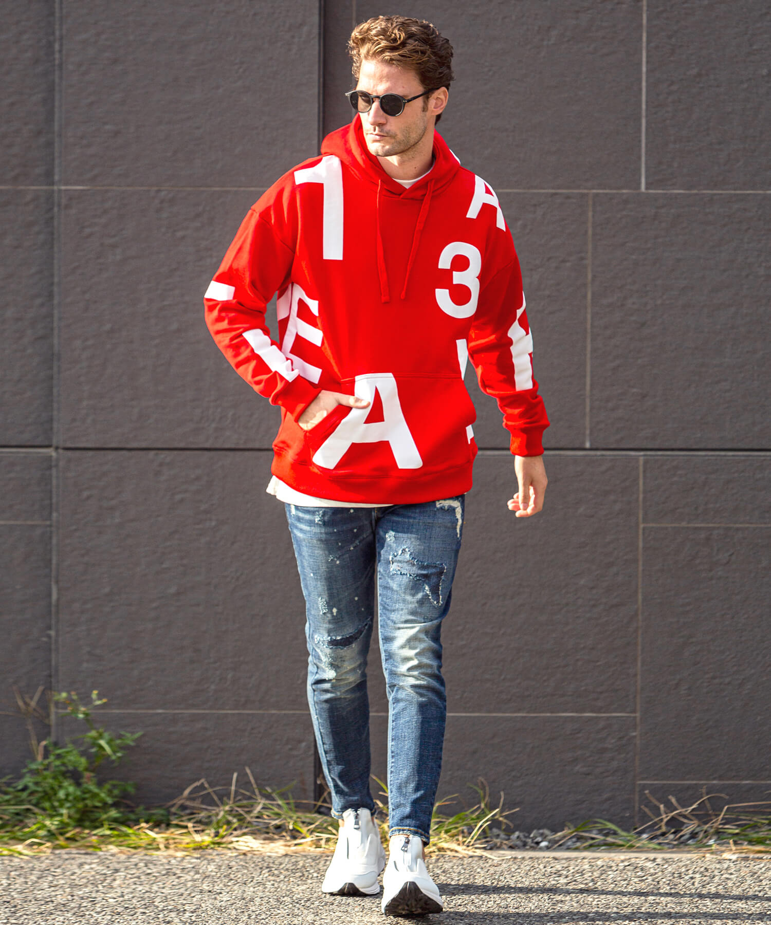 ランダムロゴプルオーバーパーカー(504573120)｜HANKYU MEN'S / 阪急メンズ