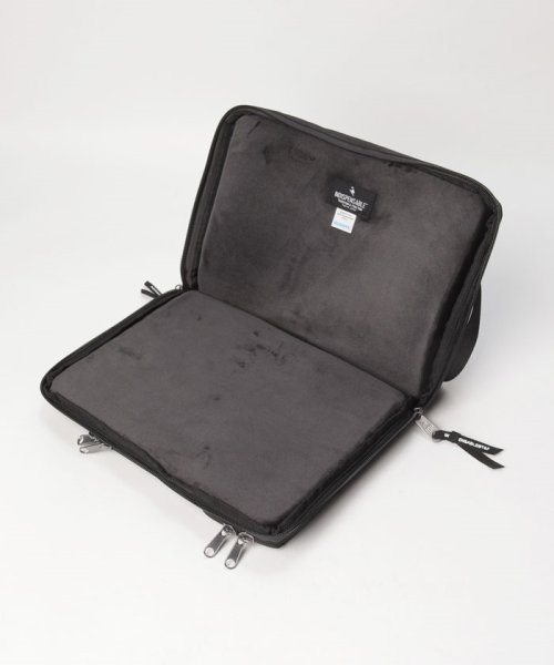 INDISPENSABLE(INDISPENSABLE)/LAPTOP CASE BIZZ ECONYL/img03