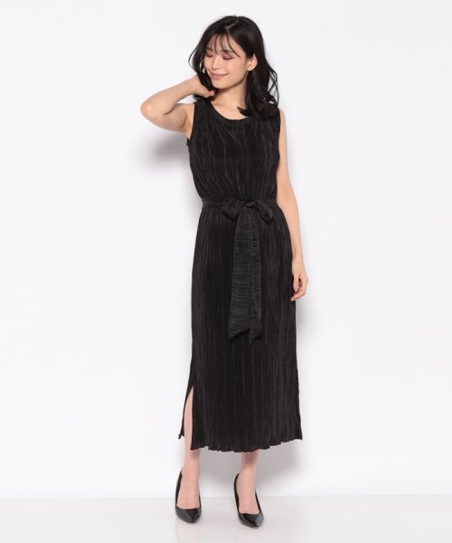 セール Miia ミーア プリーツマキシワンピース Offprice Ec Offprice Ec Magaseek