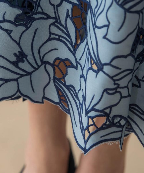 Viaggio Blu(ビアッジョブルー)/【大きいサイズ】フラワーカットワーク刺繍フレアスカート/img16
