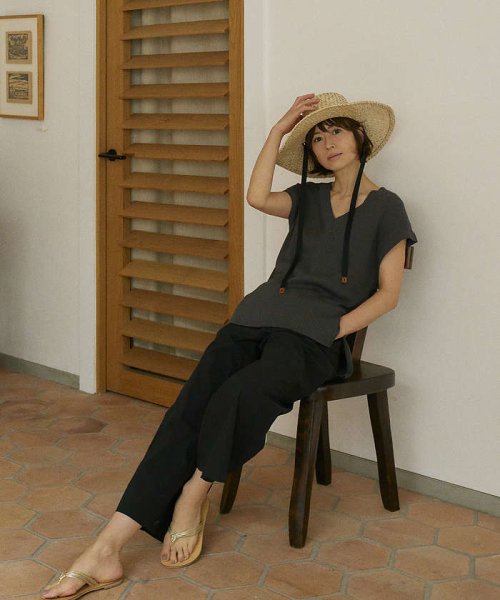 ダンプイージーワイドパンツ モデル：H167 B79 W58 H85