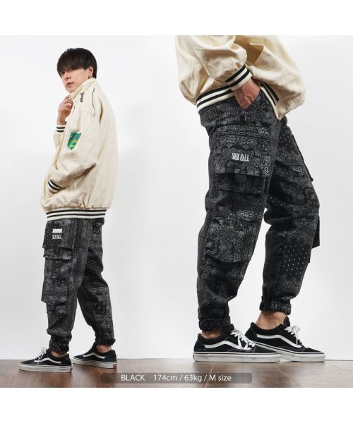 カーゴパンツ メンズ デニムパンツ レディース ワイドパンツ ◆ペイズリー柄 ルーズシルエット カーゴパンツ◆ 総柄 パンツ ワイドデニム ワイドカーゴパンツ SAX BLACK なし Sサイズ cm パンツ 裾口幅11 Mサイズ Lサイズ