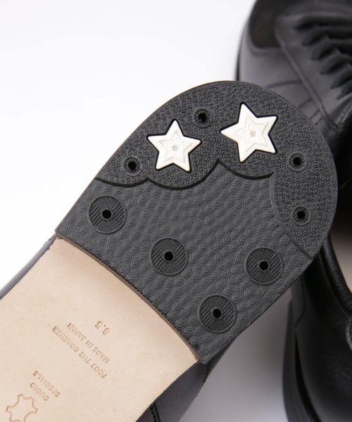 foot the coacher/別注 NON－SPORTY SNEAKERS GERMAN 商品説明foot the coacher（フットザコーチャー）『上品さとストリート感を併せ持つデザイン』オーソドックスなスニーカーをモチー EIM1545272221(11880円)