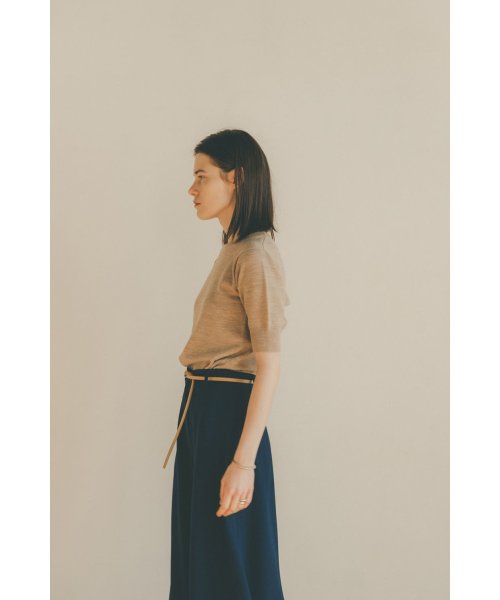 CLANE(クラネ)/BACK OPEN HALF SLEEVE COMPACT KNIT TOPS/img09