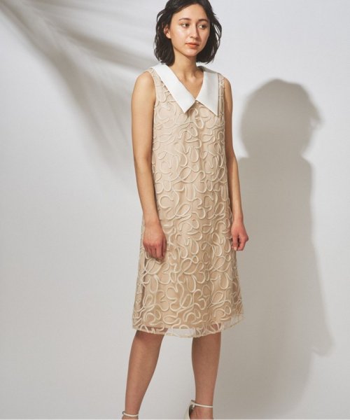 GRACE CONTINENTAL(グレースコンチネンタル)/コードキカ刺繍ドレス/img01