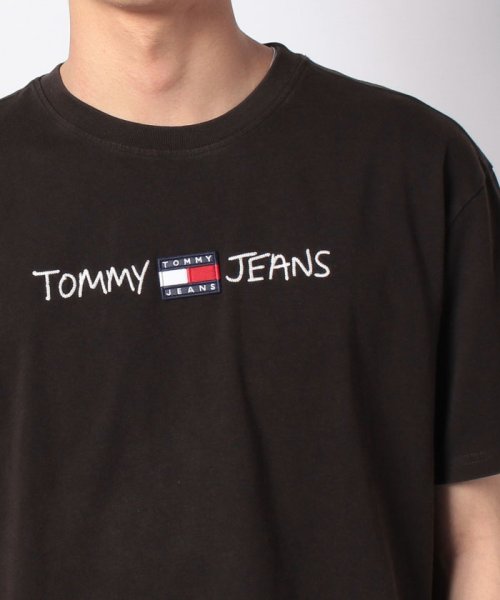 TOMMY JEANS(トミージーンズ)/バッジロゴTシャツ/img03