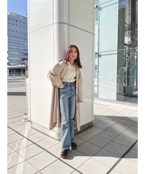 moussy(マウジー)/ROUND HEM FLARE TRENCH コート/img03