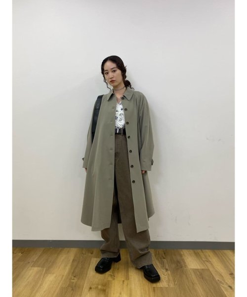 moussy(マウジー)/ROUND HEM FLARE TRENCH コート/img06