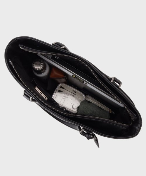 スマート モノトーントートバッグ 本体：合成皮革 持ち手：合成皮革