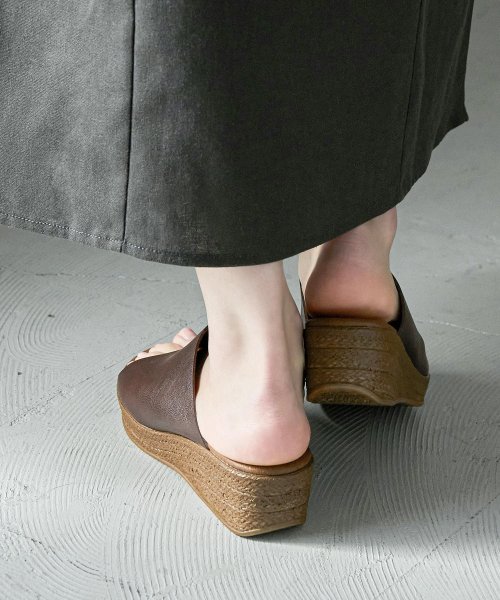Fashion Letter(ファッションレター)/[S－LL] 歩きやすさも美脚見えもどちらも欲しい大人のためのサボサンダル 日本製 サンダル 美脚 ミュール サンダル レディース 歩きやすい 軽量 旅行 ウェ/img08
