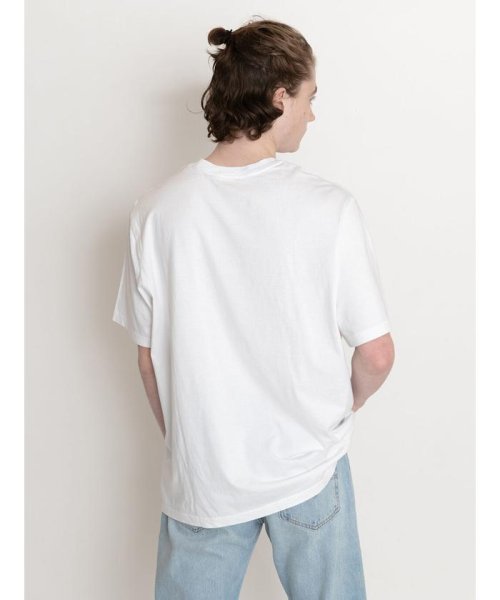 Levi's(リーバイス)/リラックスフィット Tシャツ POSTER WAVES WHITE/img02