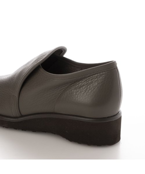 【軽量】ラウンドトゥスリッポン 軽量