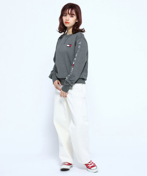 TOMMY HILFIGER(トミーヒルフィガー)/【オンライン限定】フレンチテリー ロゴ ロングスリーブスウェット/img16