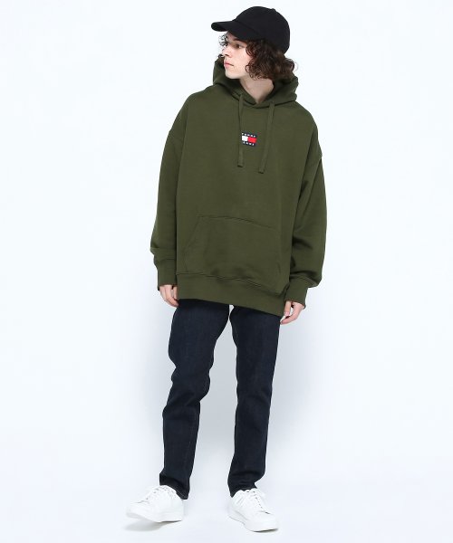 TJM TOMMY BADGE HOODIE 
