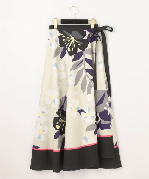 フラワープリントラップスカート 