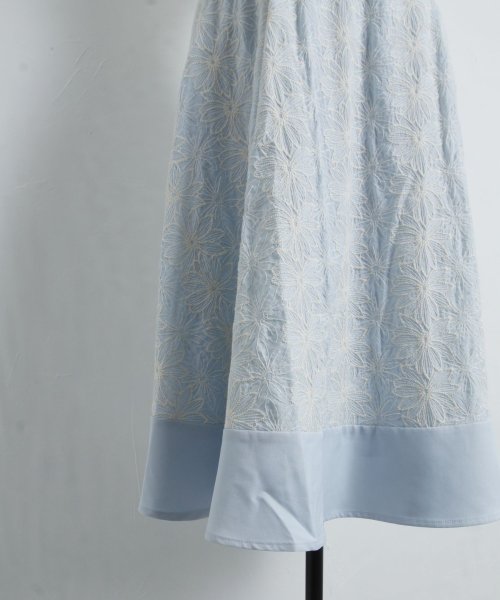 tocco closet(トッコクローゼット)/裾切り替えフラワー刺繍フレアスカート/img19