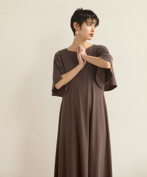 MIELI INVARIANT(ミエリ インヴァリアント)/Button Flare Sleeve Dress/img03