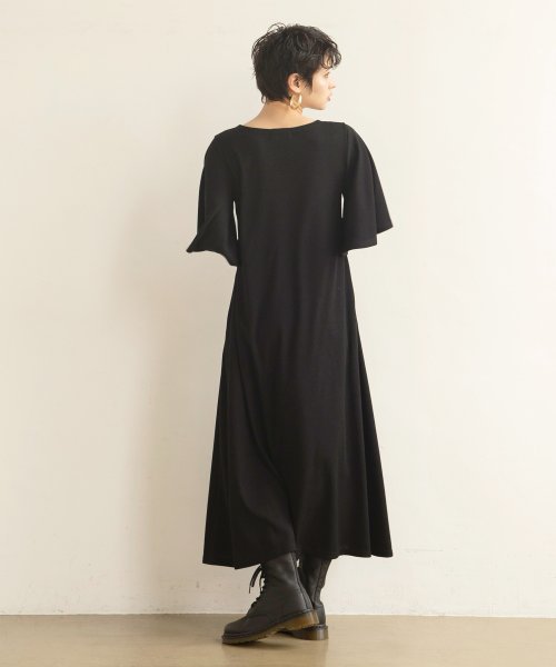 MIELI INVARIANT(ミエリ インヴァリアント)/Button Flare Sleeve Dress/img18