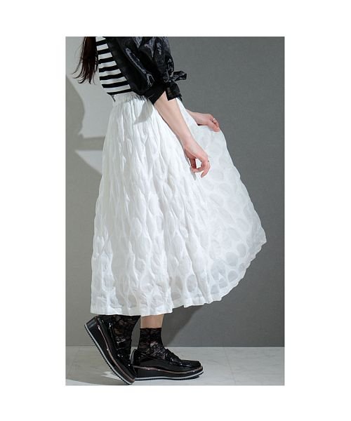 楕円ドットのふんわりスカート 