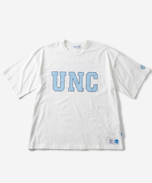 NCAA(NCAA)/【NCAA】　エヌ・シー・エー・エー　UNC&NORTH CAROLINA　ビッグロゴプリント　半袖Tシャツ/アメカジ/スポーツMIX/デカロゴ/バックプリント/img02