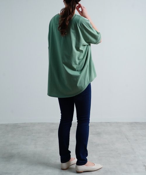 Fizz(フィズ)/花柄スカーフ刺繍　裾タックドルマンTシャツ/img10