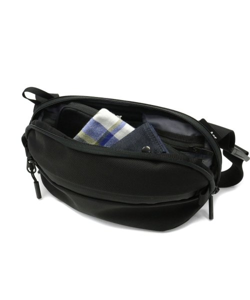 エアー ボディバッグ Aer Travel Collection Day Sling 3 ショルダーバッグ ショルダー 斜めがけ 3L 横型 旅行 ナイロン ×1 メッシュポケット ×2
