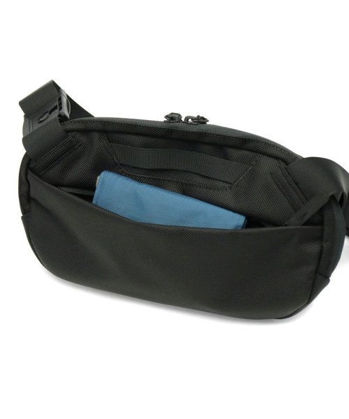 エアー ボディバッグ Aer Travel Collection Day Sling 3 ショルダーバッグ ショルダー 斜めがけ 3L 横型 旅行 ナイロン ×1 メッシュポケット ×2