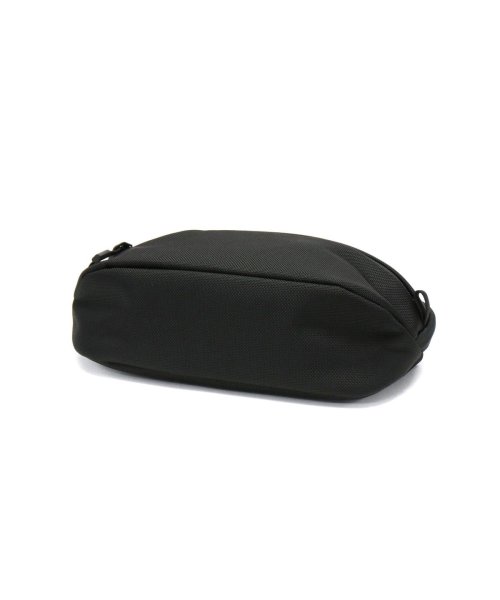 エアー ボディバッグ Aer Travel Collection Day Sling 3 ショルダーバッグ ショルダー 斜めがけ 3L 横型 旅行 ナイロン ×1 メッシュポケット ×2