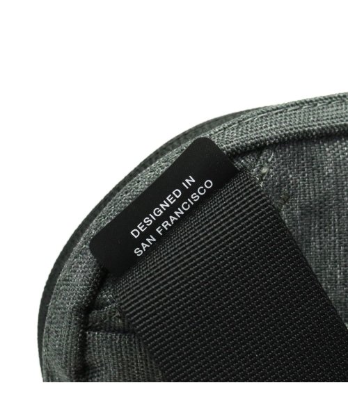 エアー ボディバッグ Aer Travel Collection Day Sling 3 ショルダーバッグ ショルダー 斜めがけ 3L 横型 旅行 ナイロン ×1 メッシュポケット ×2