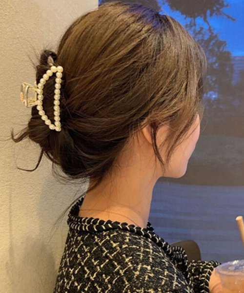 セール ヘアクリップ バンスクリップ パール付 シンプル レディース ヘアアクセサリー 髪飾り 髪留め クリップ ハート ショッピングゴー Shoppinggo Magaseek セール ヘアクリップ バンスクリップ パール付 シンプル レディース ヘアアクセサリー 髪飾り 髪留め クリップ ハート ショッピングゴー Shoppinggo Magaseek