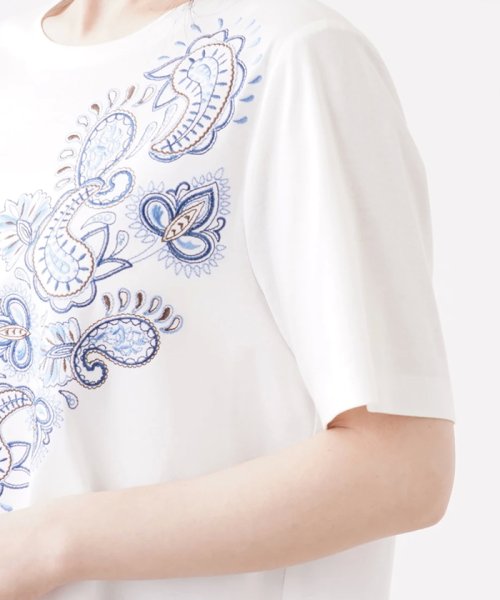 Leilian PLUS HOUSE(レリアンプラスハウス)/ペイズリー刺繍チュニックTシャツ【Leilian WHITE LABEL】/img08