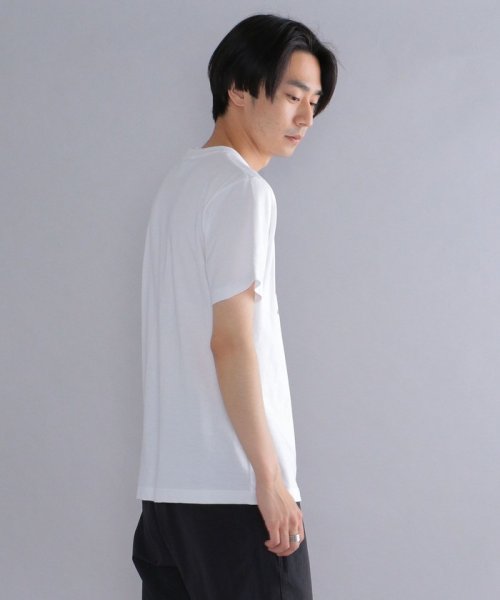 SHIPS MEN(シップス　メン)/*SHIPS: ＜7人のこびと＞ GOODWEAR ボディ プリント Tシャツ/img13