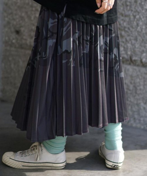 AVIREX(AVIREX)/プリーツカモ カラーコンビ カモスカート/PLEATED COLOR COMBI CAMO SKIRT/img02