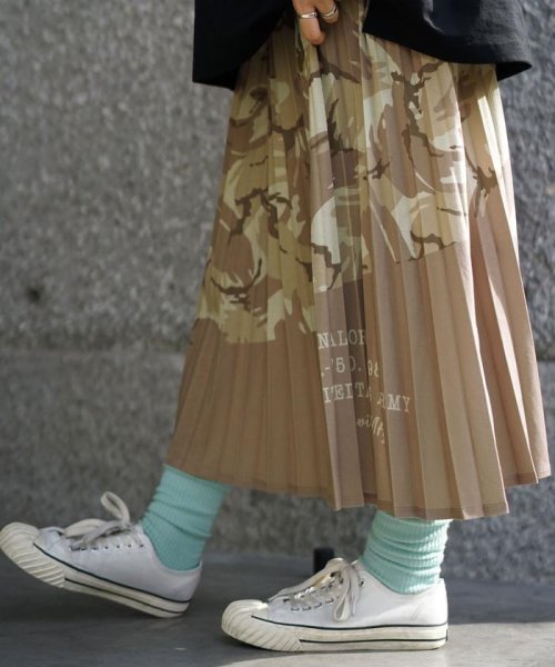 AVIREX(AVIREX)/プリーツカモ カラーコンビ カモスカート/PLEATED COLOR COMBI CAMO SKIRT/img03