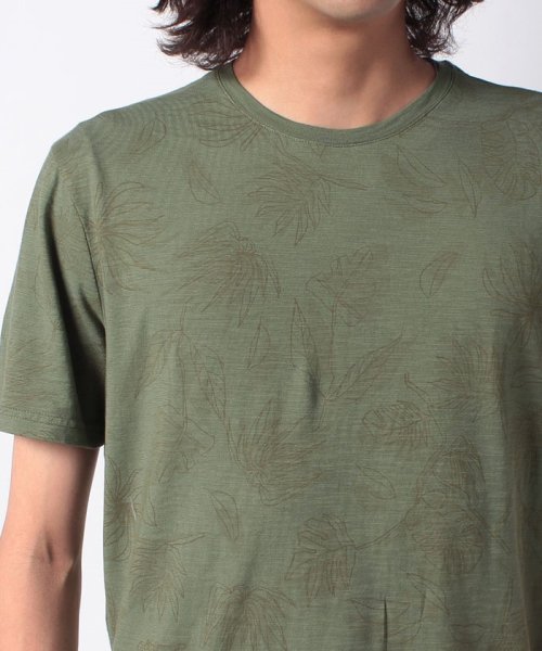 BENETTON (mens)(ベネトン（メンズ）)/ボタニカル総柄半袖Tシャツ・カットソー/img11